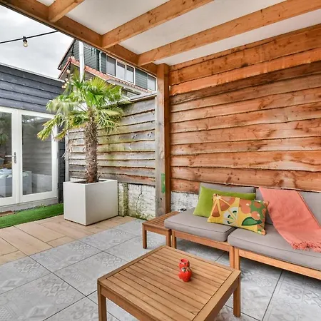 Appartement Pats Garden With Mini Cinema, Projector *