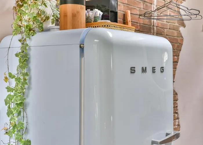 Pats Garden With Mini Cinema, Projector Appartement