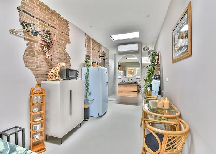 Appartement Pats Garden With Mini Cinema, Projector *